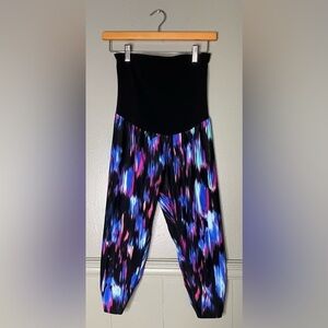 Motherhood Over the belly Size Small Maternity capri ruche hem leggings